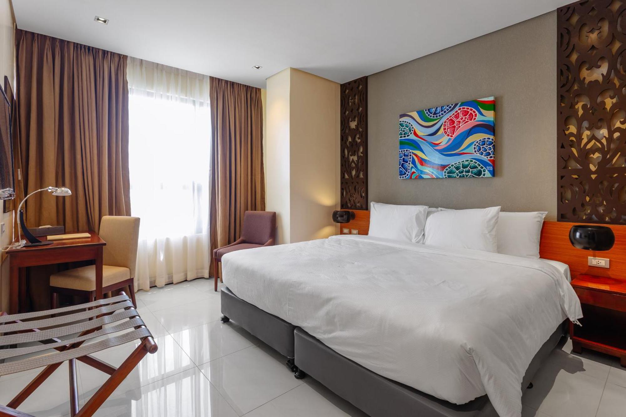 Summit Hotel Τακλομπάν Εξωτερικό φωτογραφία