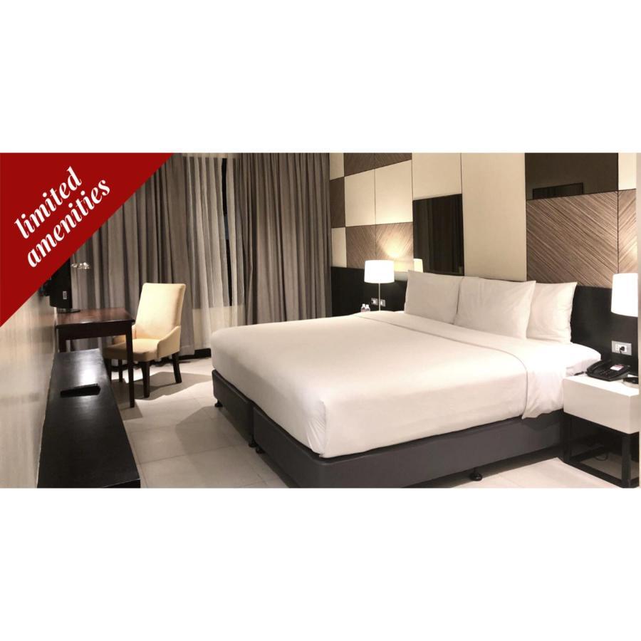 Summit Hotel Τακλομπάν Εξωτερικό φωτογραφία